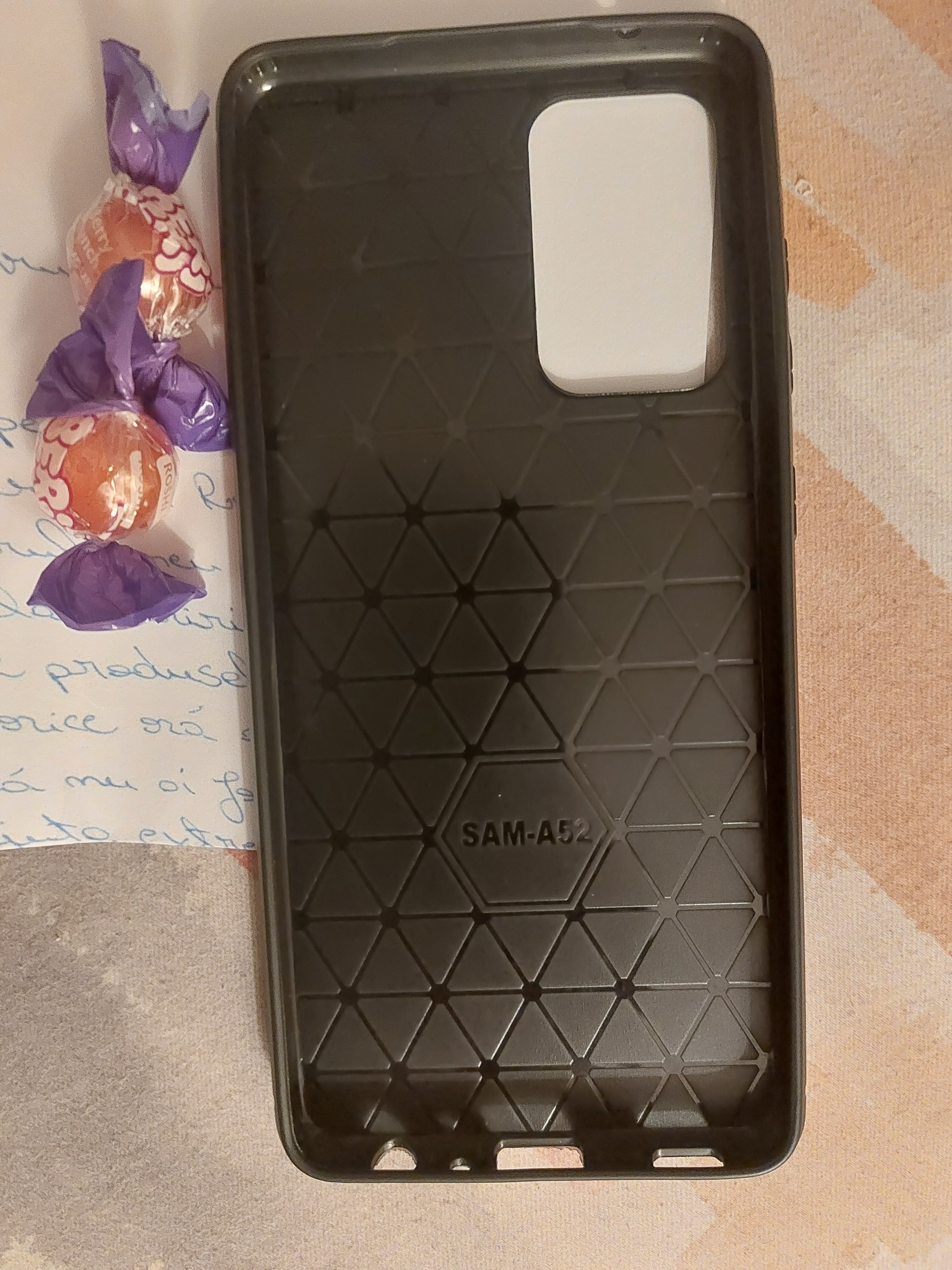 Husa protectie Mat-Tech compatibila cu Samsung Galaxy A52 4G / A52 5G / A52s 5G, Colturi anti-soc, Decupaje Precise, Rezistenta la impact, Transparenta