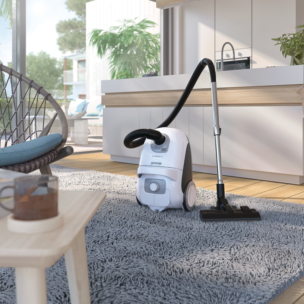 Aspirator cu sac Gorenje VCEA21GLW, 700W, filtru HEPA, capacitate colectare 3L, 3 capete aspirare, perie XpandZone, derulator automat cablu, alb