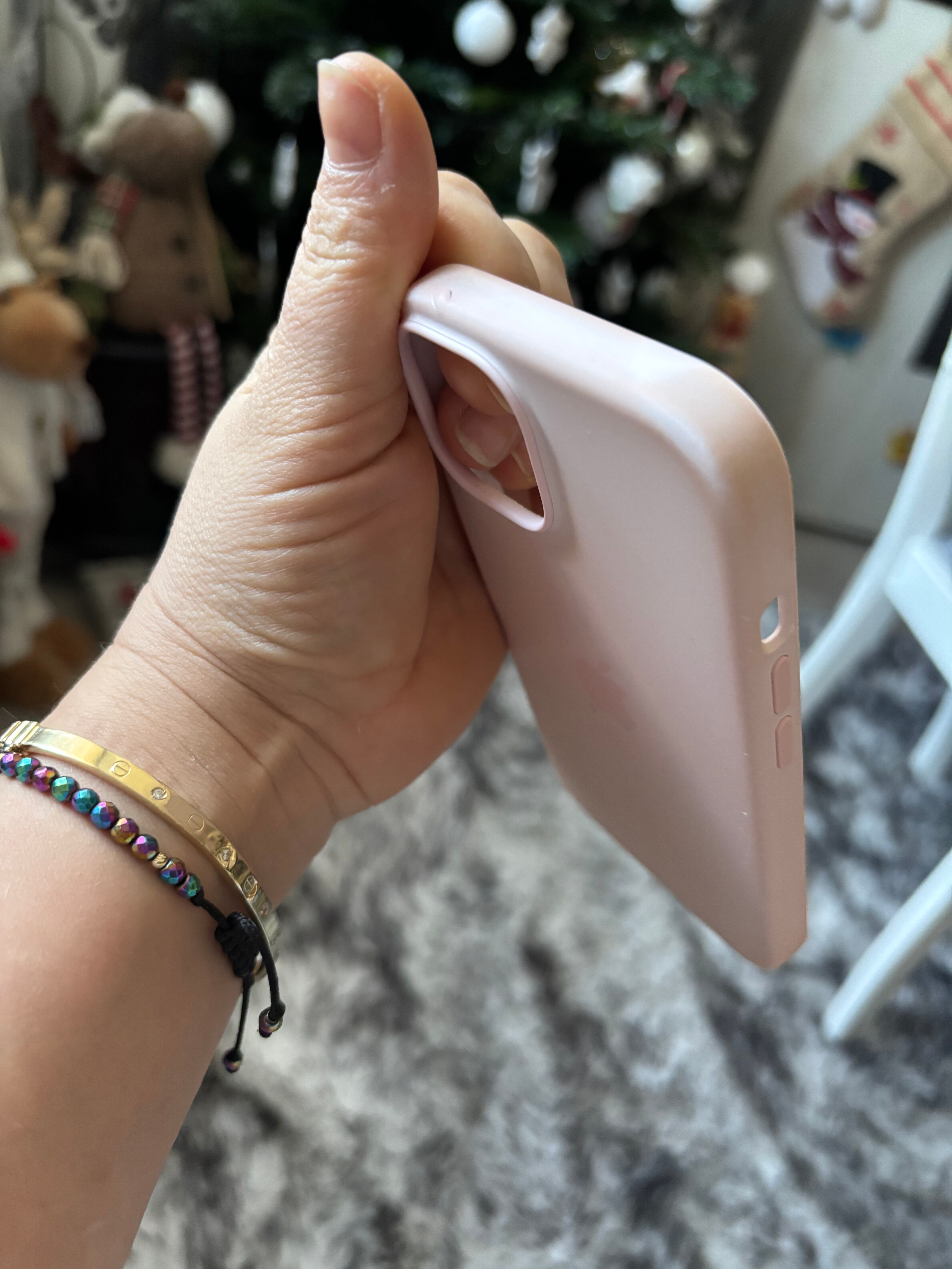 Husa de protectie Apple Silicone Case with MagSafe pentru iPhone 15, Light Pink