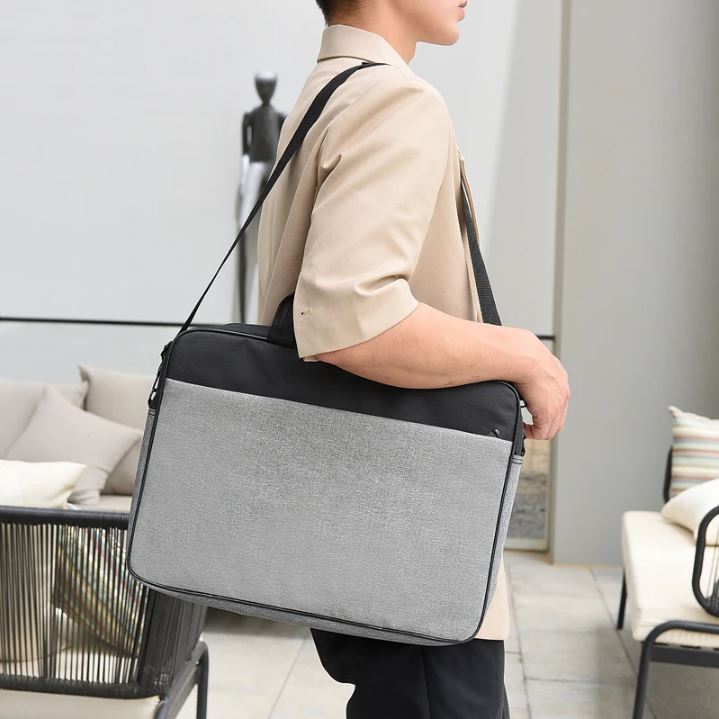 Geanta Laptop, Bicolora, Compatibila 15.6", 3 Buzunare, Textil, Extensie umar, Gri si Negru