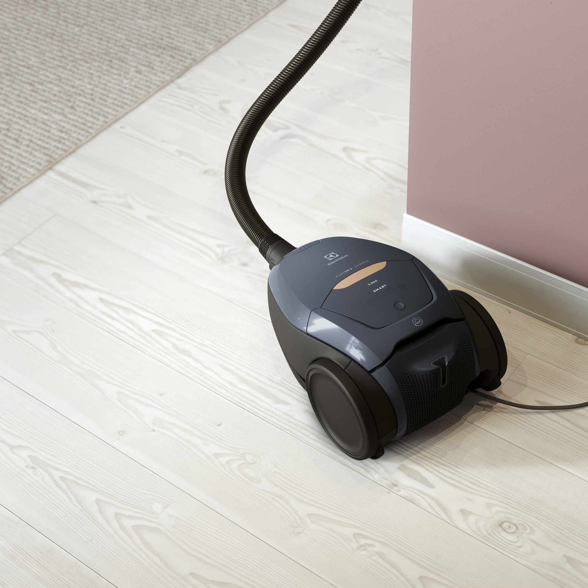 Aspirator cu sac Electrolux PD82-8DB, 500W, functie SmartMode, kit pentru animale de companie, nivel zgomot 57 dB, negru/bleumarin