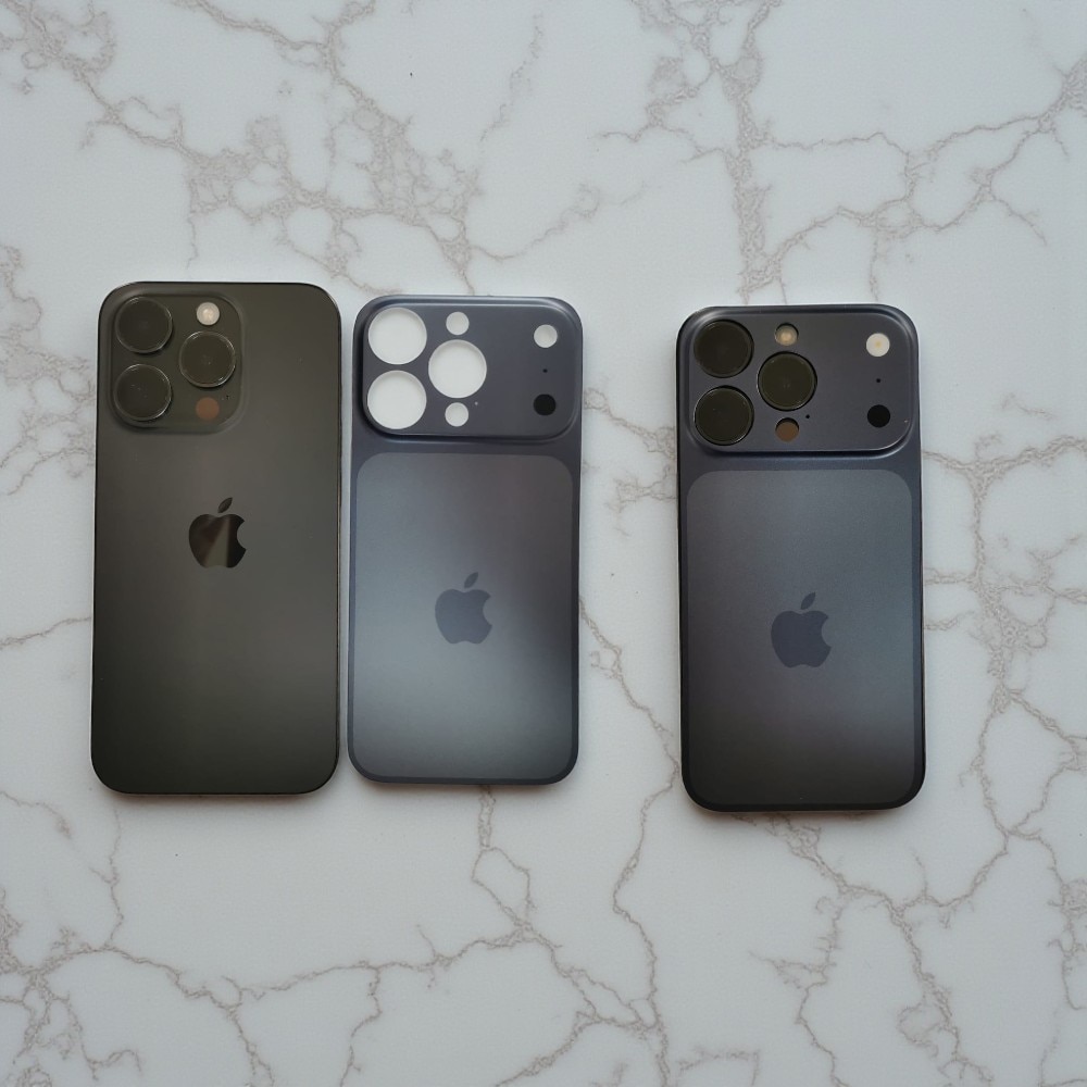 Folie spate telefon G-Tech pentru iPhone 16 Pro Max, transformare instantanee iPhone 17 Pro Max, Albastru, design ultra-subtire