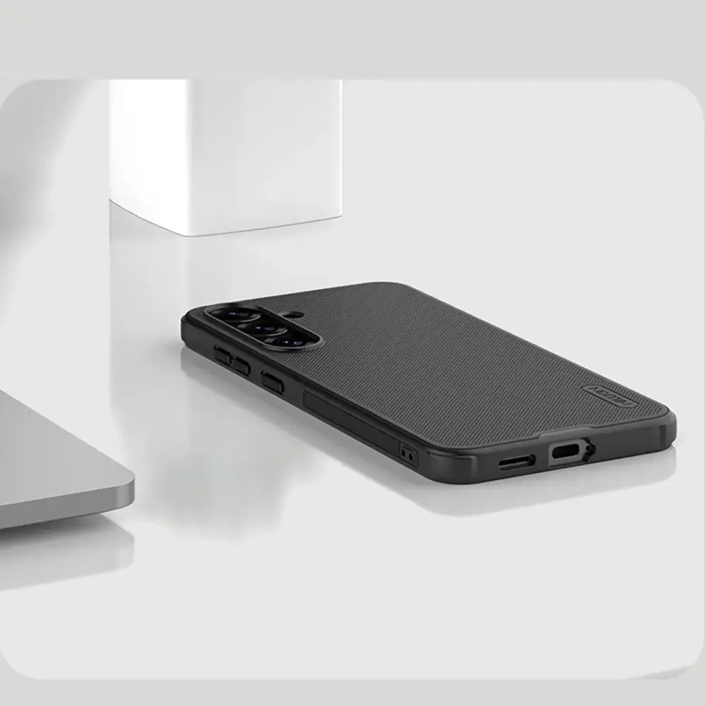 Carcasa Nillkin Frosted Shield Pro Magnetic compatibila cu Samsung Galaxy S25 Black