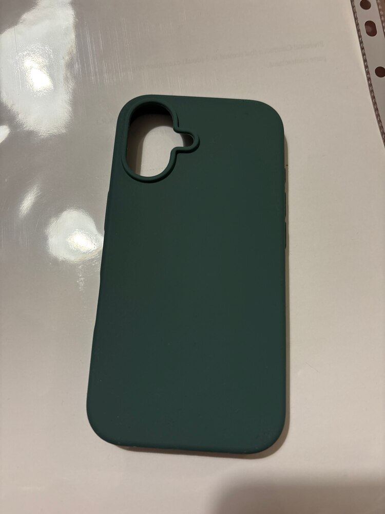 Husa CASEY STUDIOS™ compatibila cu iPhone 16, Soft Silicone Premium, Microfibra in Interior, Turcoaz, de Protectie, Ultra Slim, pentru Incarcare Wireless, Margini Ridicate de Protectia Ecranului si a Camerelor