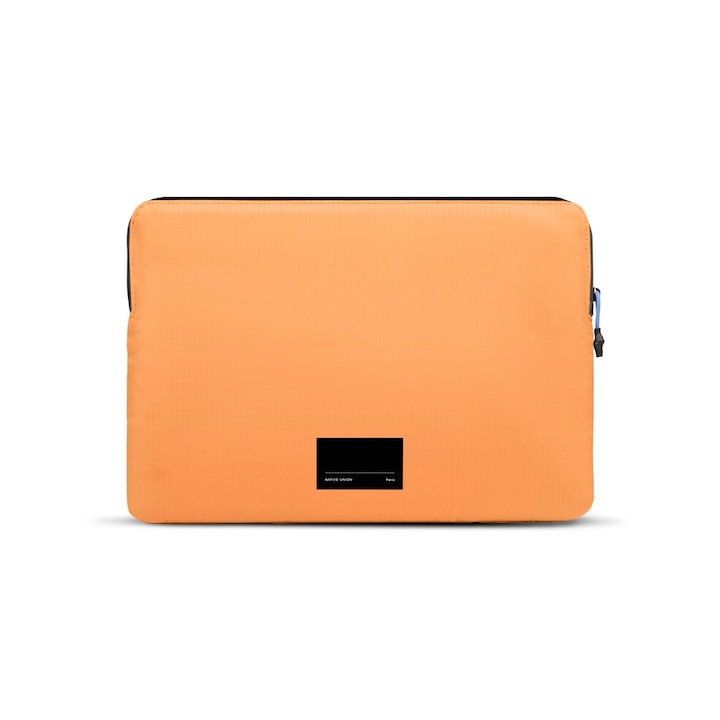Husa Native Union compatibila laptop Apple MacBook Air, MacBook Pro, 16", nailon reciclat, Apricot Crush