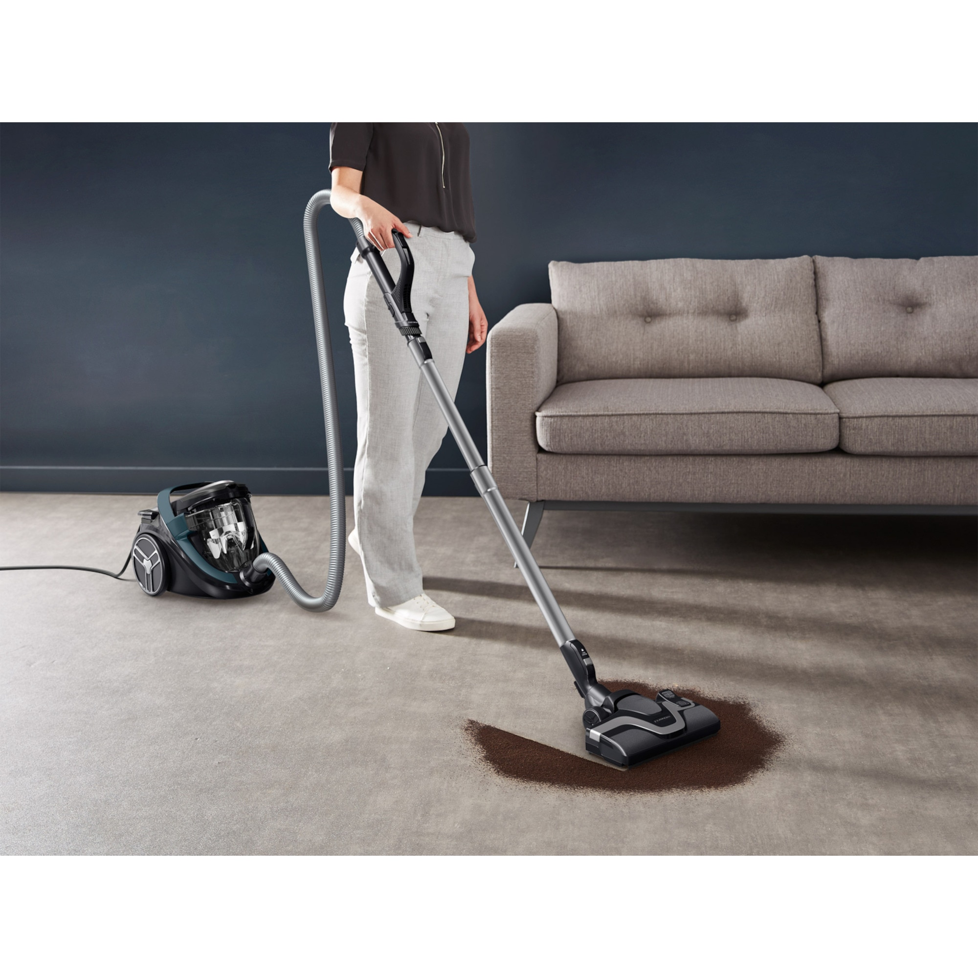 Aspirator fara sac Rowenta Silence Force Cyclonic Effitech RO7961EA, 2.5 L, 500 W, Negru/Verde
