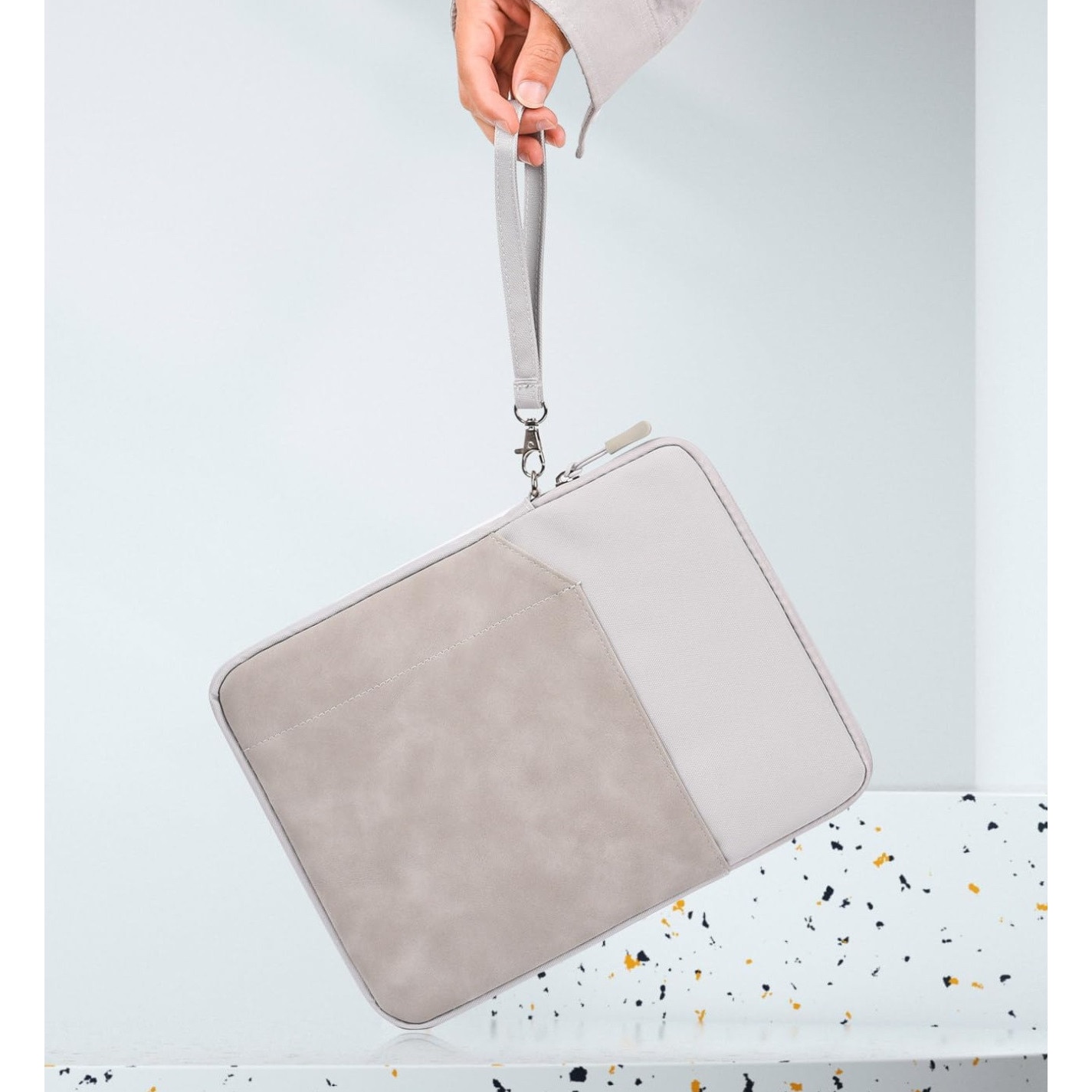 Husa moale EtuiTab pentru tablete pana la 11,6", impermeabila, roz, dimensiuni 27x20,5x2cm