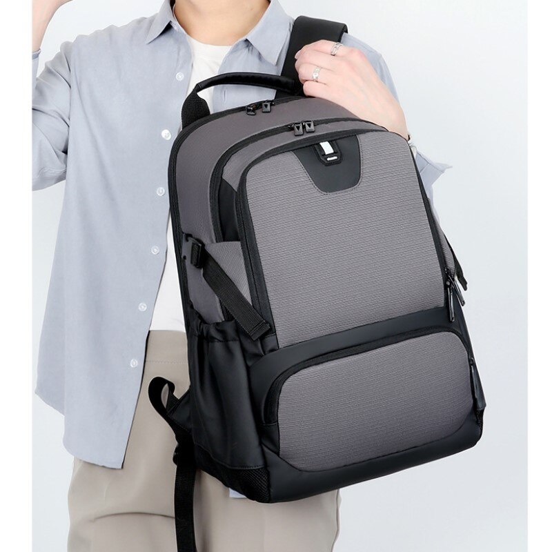 Rucsac laptop 15.6" smart casual, cu port de incarcare USB, Escalate, 46x30x22 cm, Gri