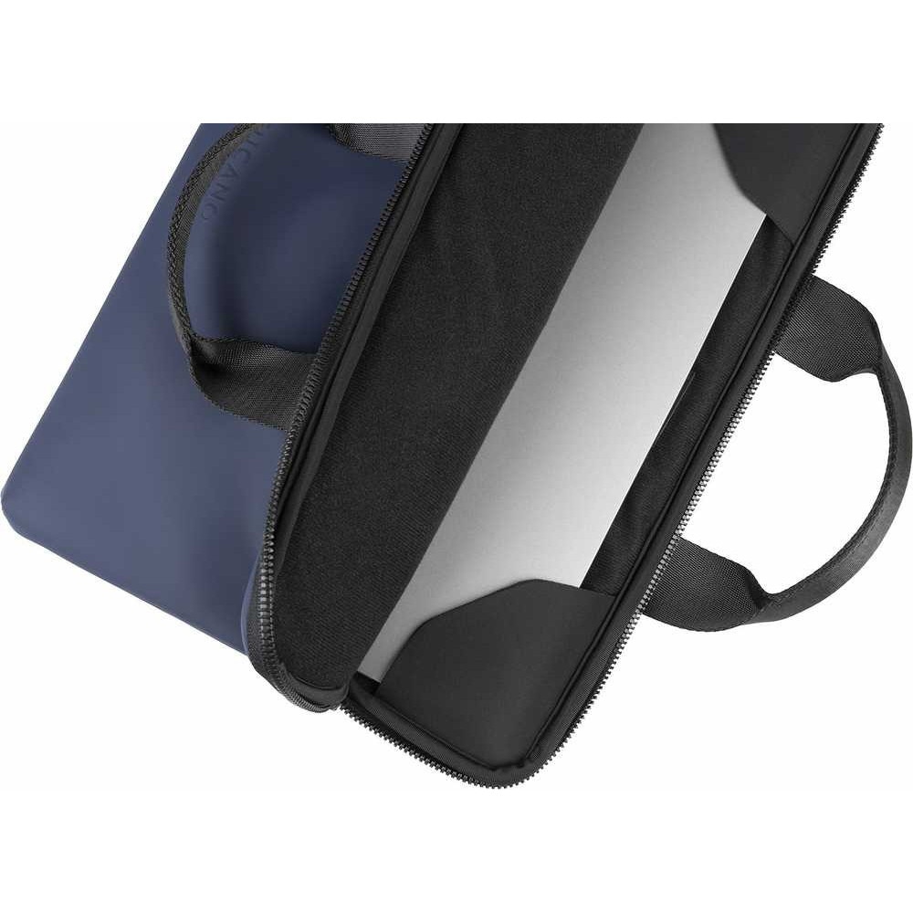 Geanta laptop Tucano, model Gommo 16", neagra, pentru laptopuri de 15,6" si 16" MacBook Pro (2021), cu curea reglabila si detasabila