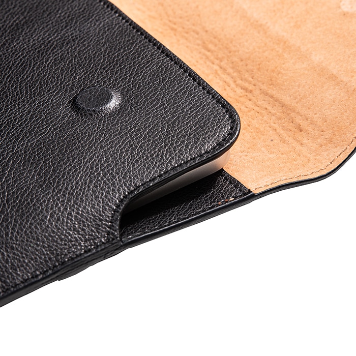 Husa laptop MacBook Air, MacBook PRO 15 inch, lucrata manual, piele naturala, negru