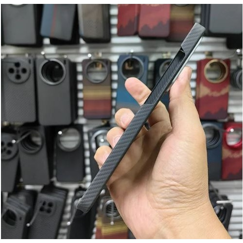 Husa de protectie Tip Kevlar (fibra aramida) pentru Samsung Galaxy S25 FE – Ultra-Slim, Anti-Alunecare, Compatibila MagSafe, Protectie la Socuri, Negru Carbon