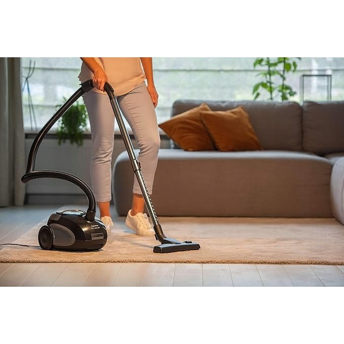Aspirator Emerio Sieger Price/Performance 05/2020 Home & Garden Test, puternic, 800 W, compact si usor, cu sac, pentru podele dure si covoare, capacitate 2, 0 L, compatibil cu sacul Y05