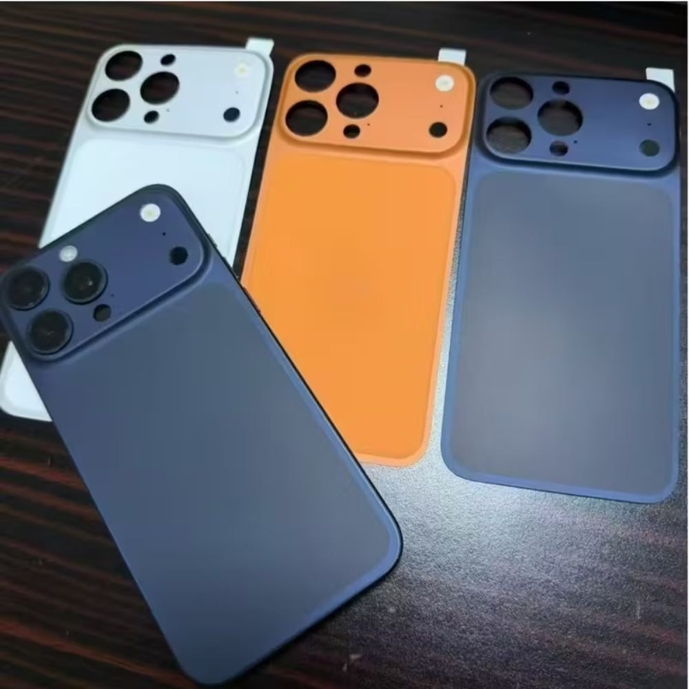 Folie spate telefon G-Tech pentru iPhone 15 Pro, transformare instantanee iPhone 17 Pro, Argintiu, design ultra-subtire