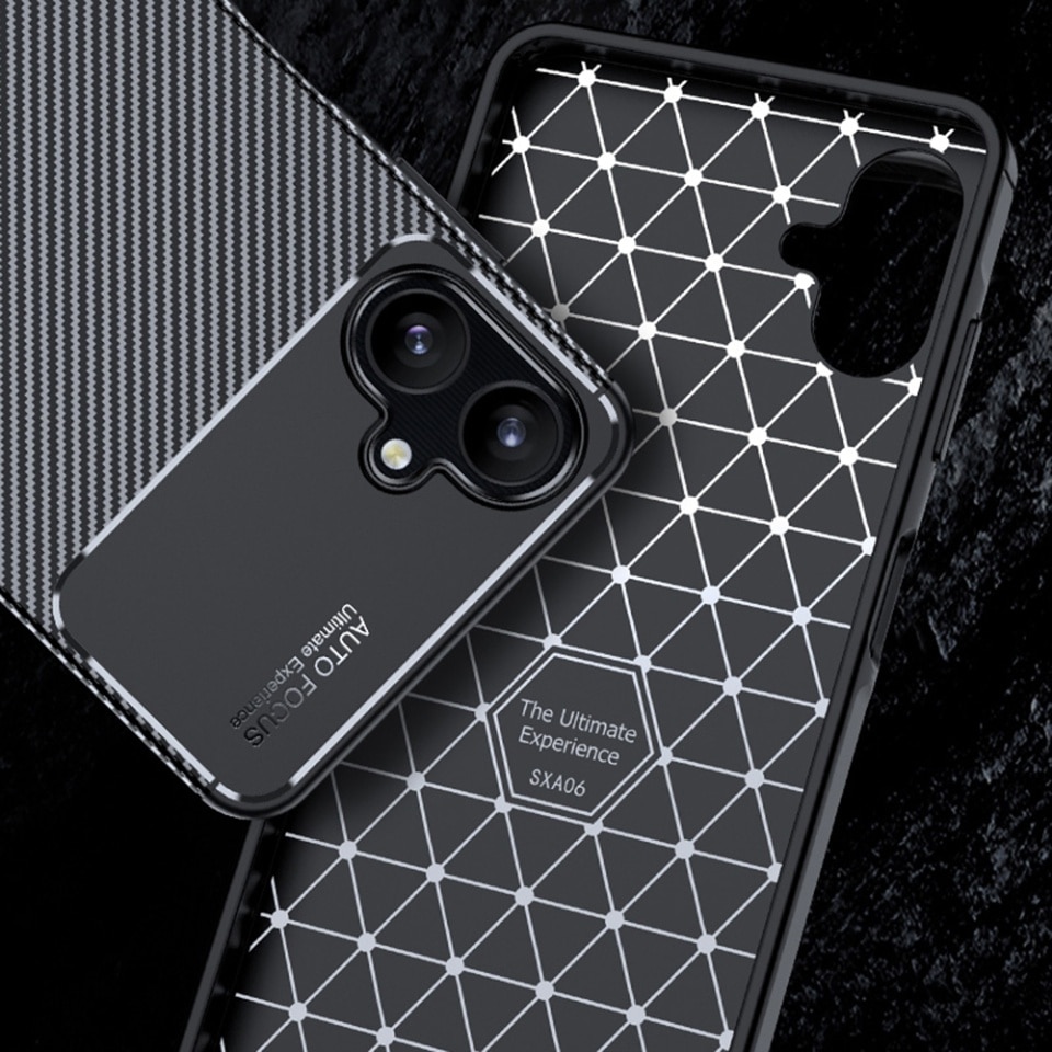 Husa pentru Samsung Galaxy A06, SKYDDAR INNOVATION, CarbonFiber, Antisoc, Negru, set cu sticker