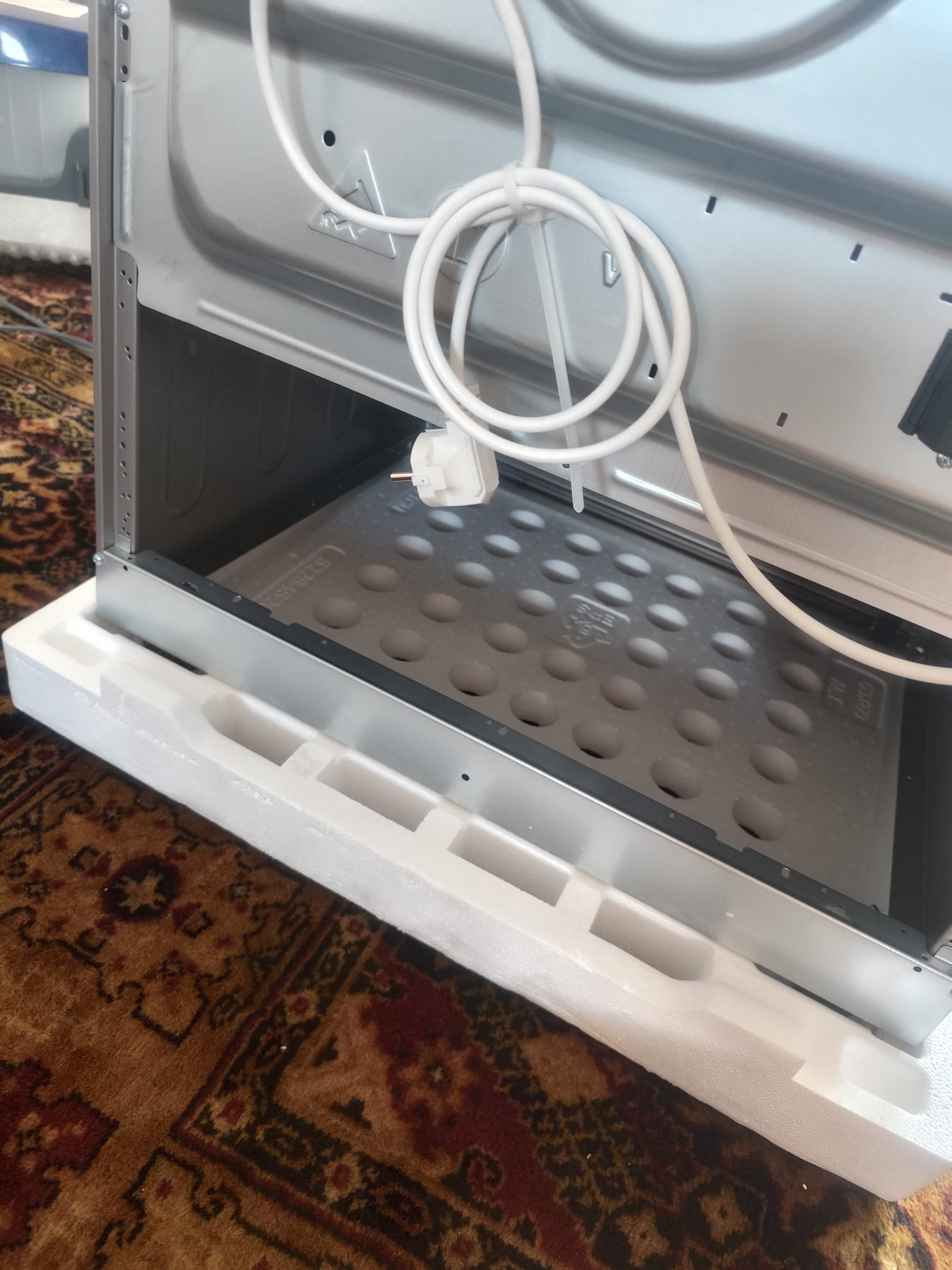 Aragaz VORTEX VO1802, 4 arzatoare, Gaz, L 60 cm, Grill, inox