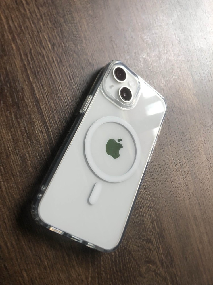 Husa compatibila cu Incarcare Magsafe pentru Apple iPhone 14, CASEY STUDIOS™, de Protectie, Slim, pentru Incarcare Wireless, Margini Ridicate pentru Protectia Ecranului si a Camerelor, Verde
