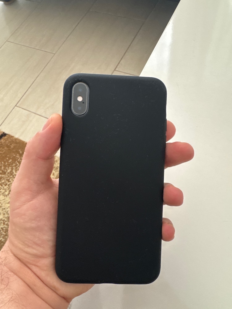 Husa CASEY STUDIOS™ pentru Apple iPhone XS Max, Soft Silicone Premium, Microfibra in Interior, Dark Gray, de Protectie, Ultra Slim, pentru Incarcare Wireless, Margini Ridicate pentru Protectia Ecranului si a Camerelor