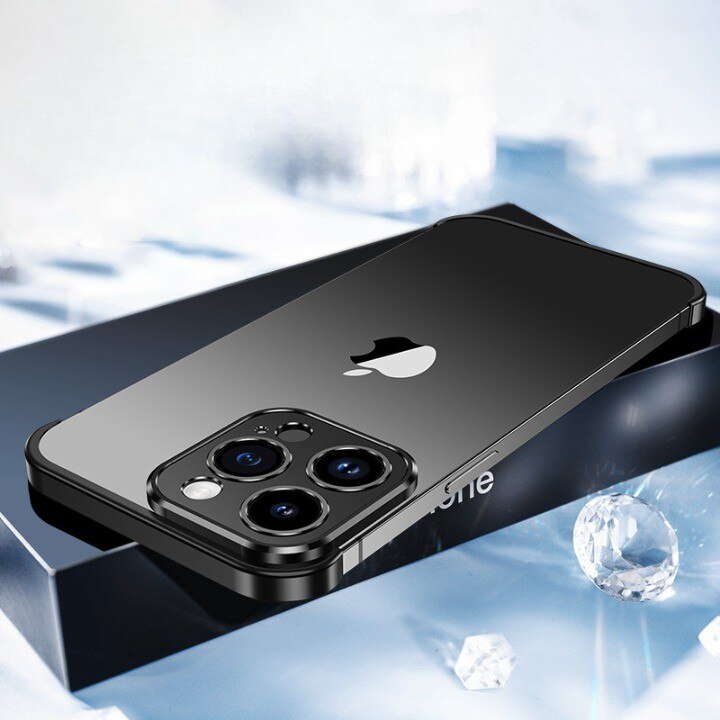 Husa Metalica Edgeless Compatibila cu iPhone 15 Pro, Flippy, Protectie pentru Colturi si Camera, Aliaj, Antisoc, Antizgariere, Negru