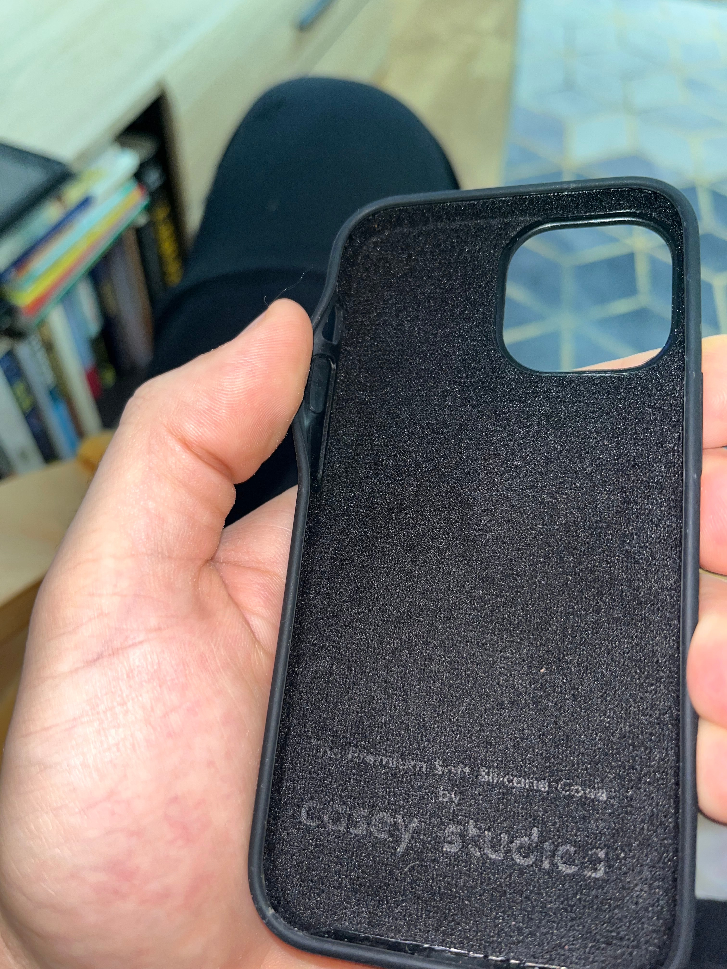 Husa CASEY STUDIOS™ pentru Apple iPhone 13 Mini, Soft Silicone Premium, Microfibra in Interior, Midnight Blue, de Protectie, Ultra Slim, pentru Incarcare Wireless, Margini Ridicate pentru Protectia Ecranului si a Camerelor