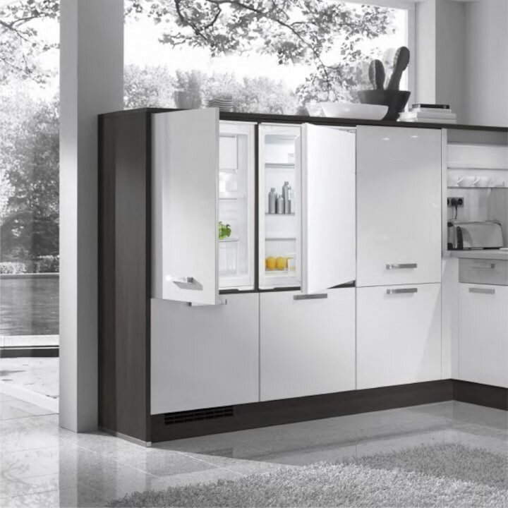 Frigider incorporabil cu o usa Samus SFBI174E, 118 L, Termostat Reglabil, Clasa energetica E, 2 rafturi, H 88 cm, Alb