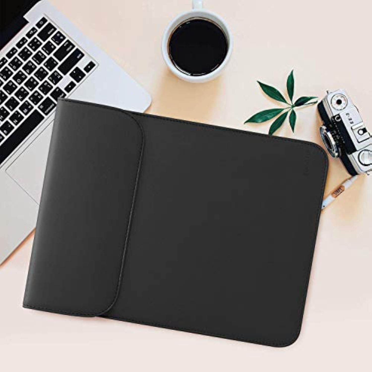 Husa Laptop cu suport pliabil, 15-16 inch cu MacBook Air, MacBook Pro, Piele Ecologica, Marime Universala, 37x28cm, Negru
