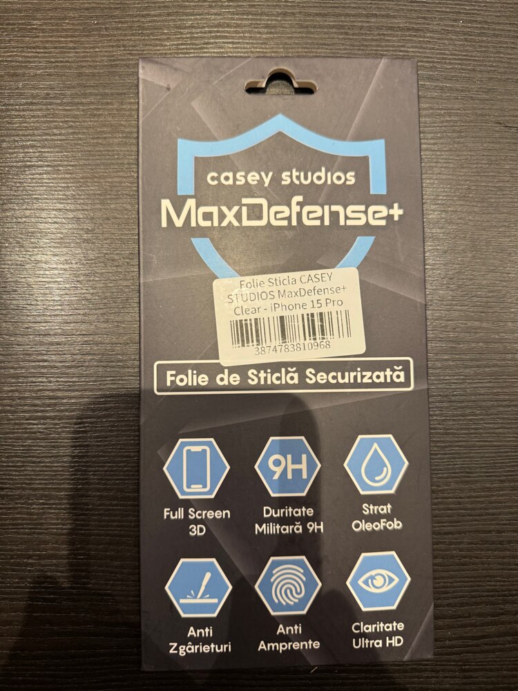 Folie Sticla CASEY STUDIOS™ pentru Apple iPhone 15 Pro, MaxDefense+ Classic, Full Glue, Sticla Securizata, Duritate Militara, Ultra HD, Protectie Profesionala Ecran 2D, Anti Zgarieturi, Anti Socuri, Negru