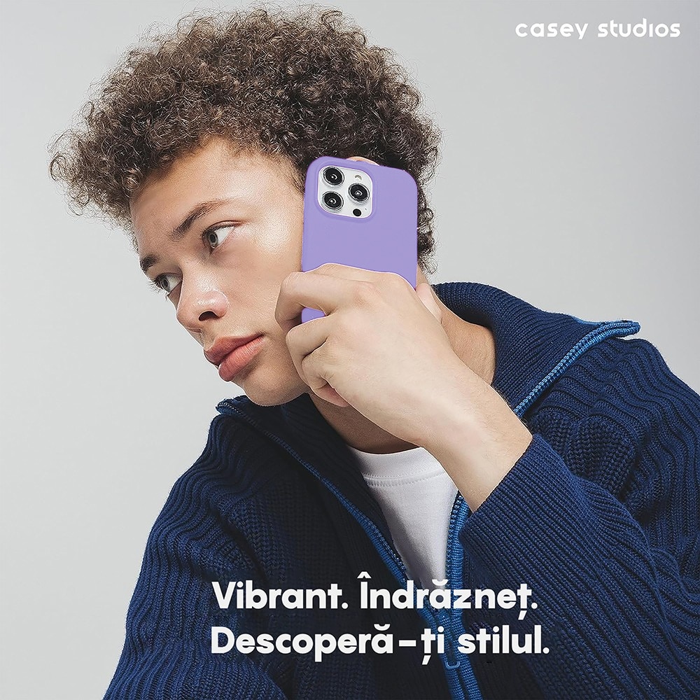 Husa CASEY STUDIOS™ pentru Apple iPhone 15 Plus, Soft Silicone Premium, Microfibra in Interior, Light Lilac, de Protectie, Ultra Slim, pentru Incarcare Wireless, Margini Ridicate pentru Protectia Ecranului si a Camerelor