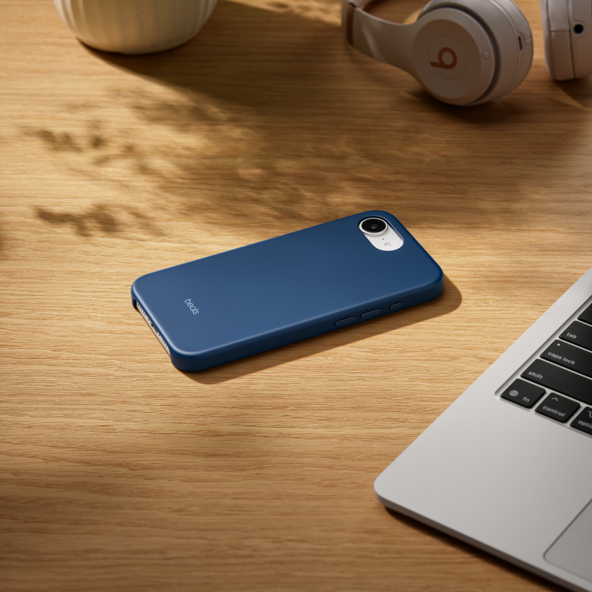 Husa de protectie Beats Case with MagSafe pentru iPhone 17e, Bedrock Blue
