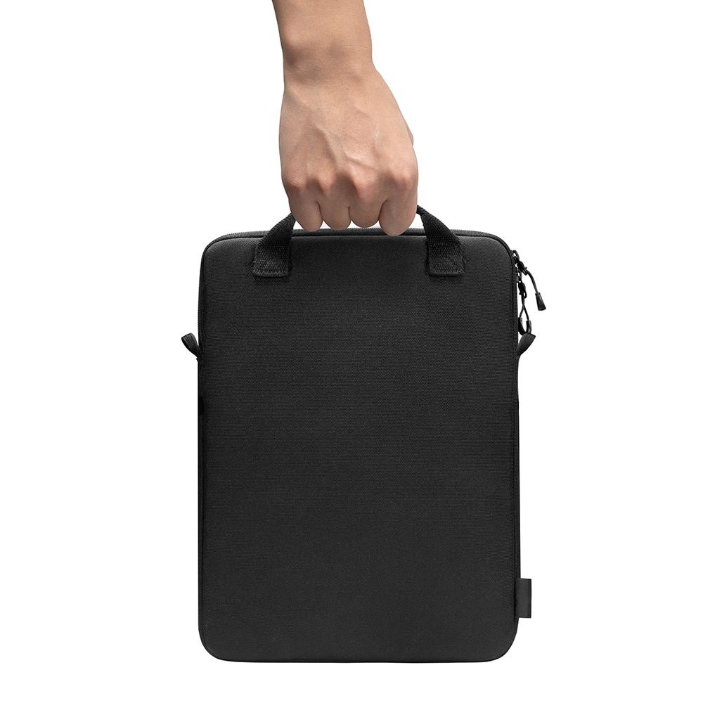 Geanta de umar pentru laptop TomToc, compartimente multiple pentru accesorii, Defender, diagonala maxima 16", colturi intarite, protecte 360, nailon, Negru