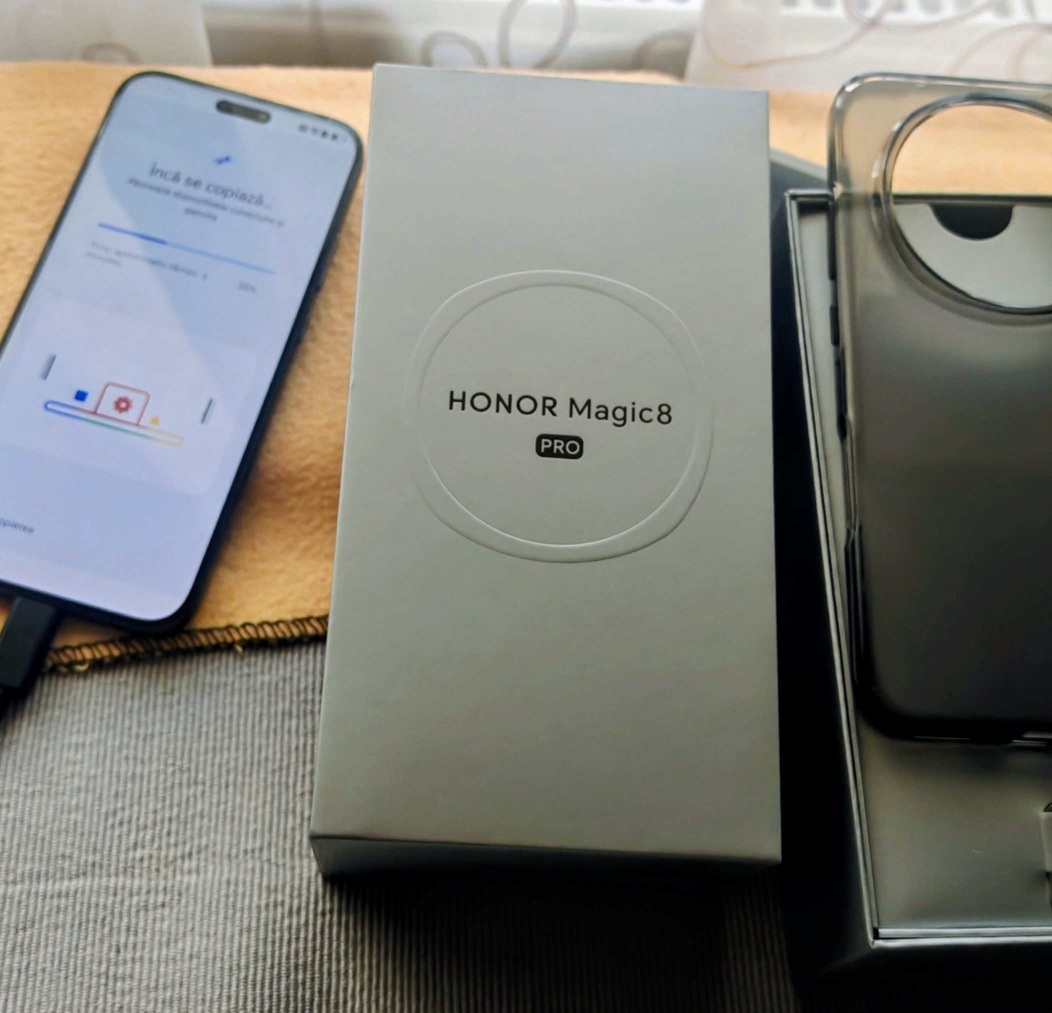 Telefon mobil HONOR Magic 8 Pro, Dual SIM, 16GB RAM, 1T, Black