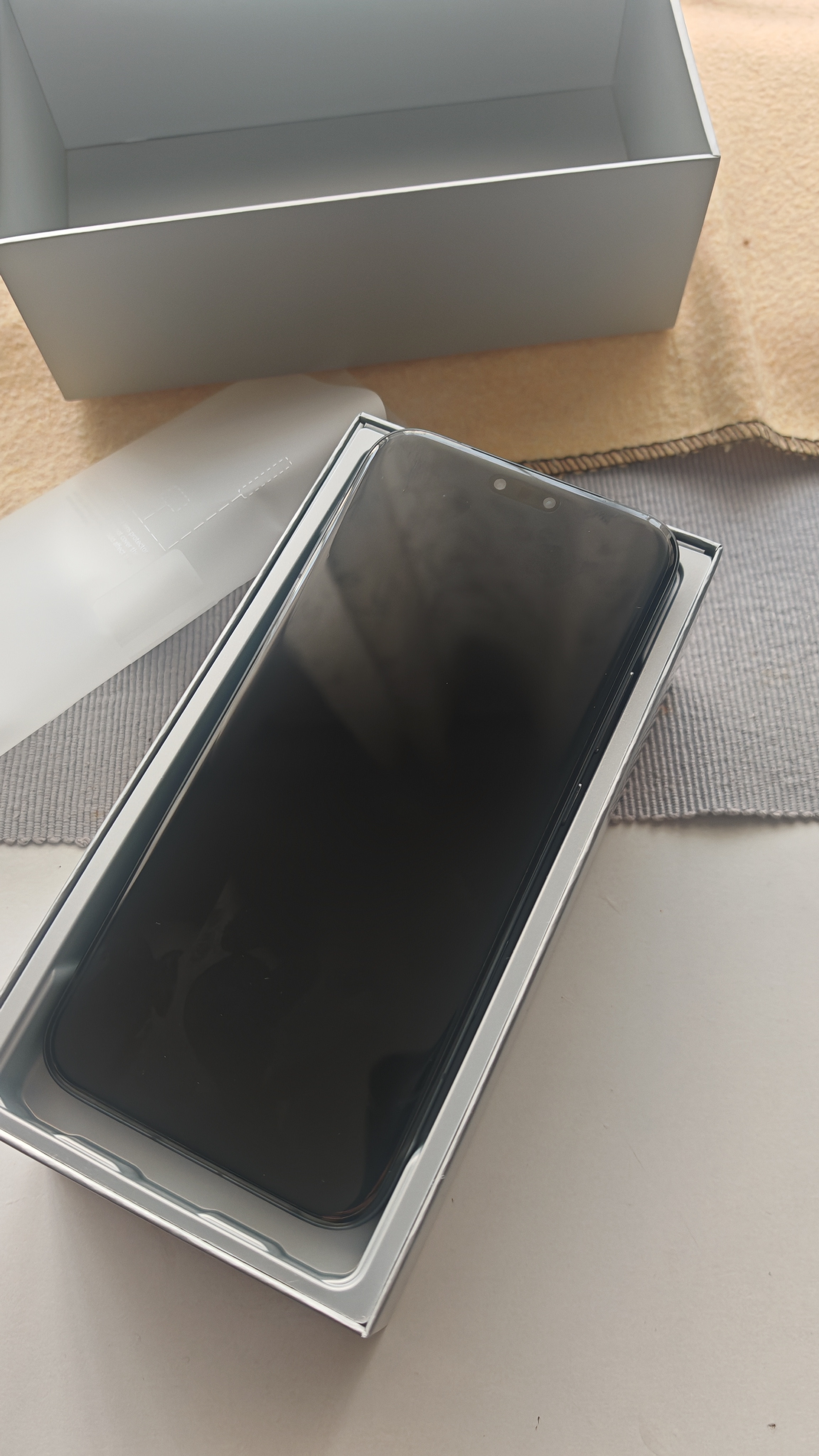 Telefon mobil HONOR Magic 8 Pro, Dual SIM, 16GB RAM, 1T, Black