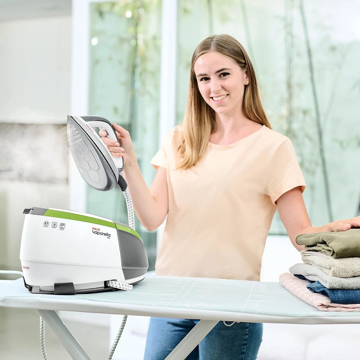 Polti Vaporella Next VN18.45 – statie de calcat cu boiler 6.7 bar, abur 430 g/min, functie ECO