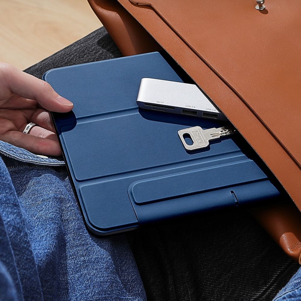 Husa ESR Rebound Magnetic compatibila cu iPad Pro 11 inch 2024 Navy Blue