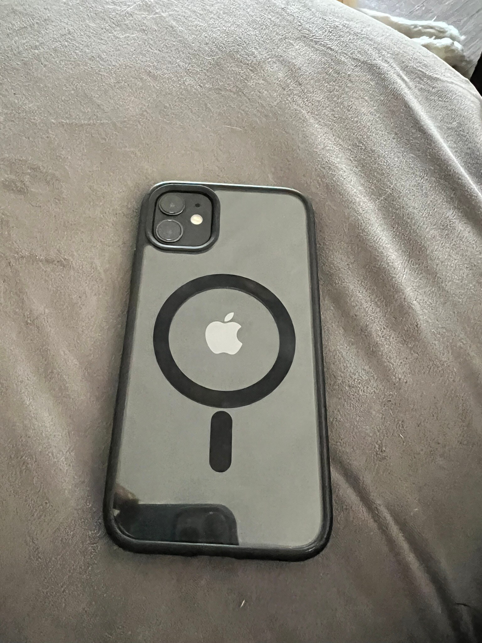 Husa MagSafe pentru Apple iPhone 11, Full Cover, Frosted Acrylic Color Big Hole, Magnetica, Incarcare Wireless, Flippy, Negru