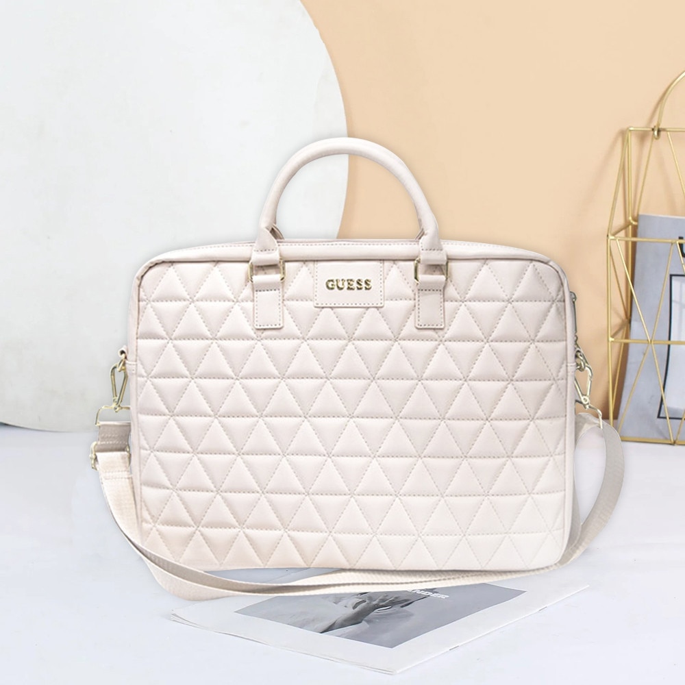 Geanta de laptop Guess, diagonala maxima 15-16", Quilted Bag, model mozaic, 4 compartimente, bareta de umar detasabil, 410x310x50mm, piele, Roz