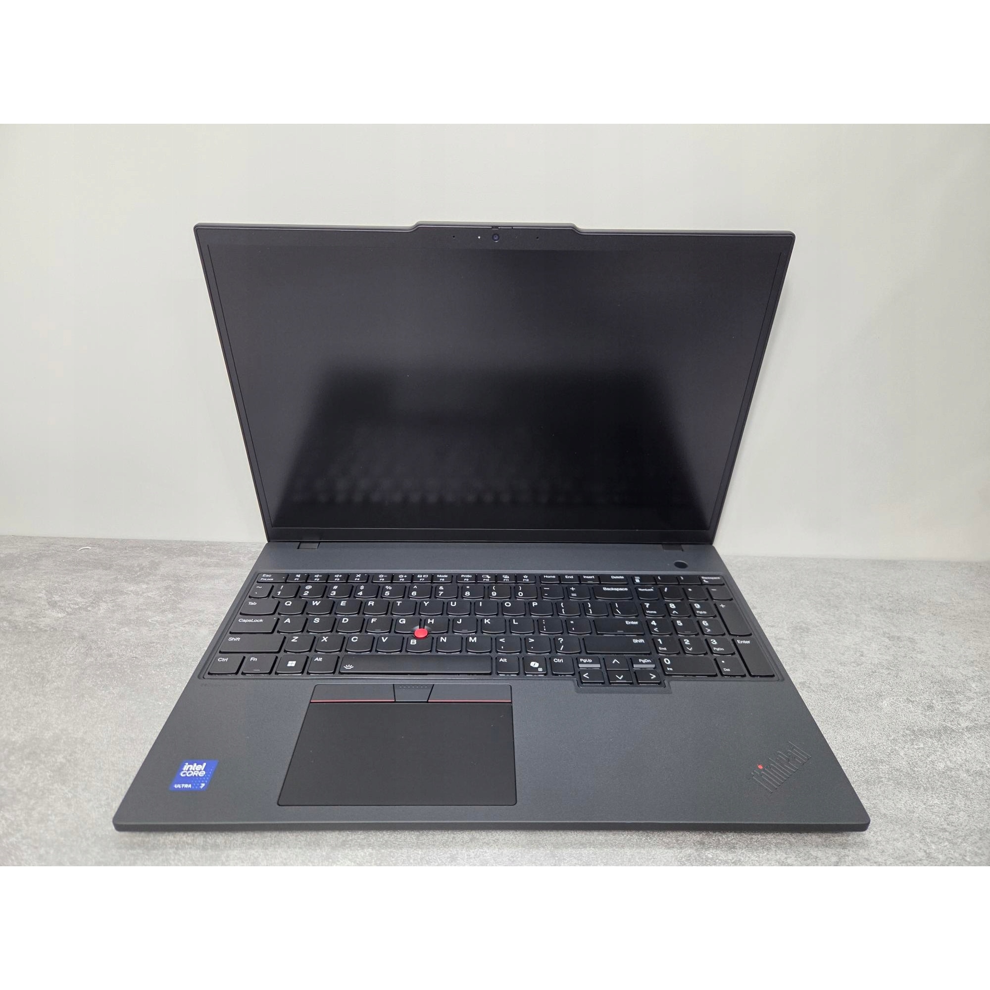 Laptop Lenovo ThinkPad T16 G4, procesor Ultra 7 255U, 16GB RAM, SSD 512GB, 16" WUXGA, 400 nit, Windows 11 Pro
