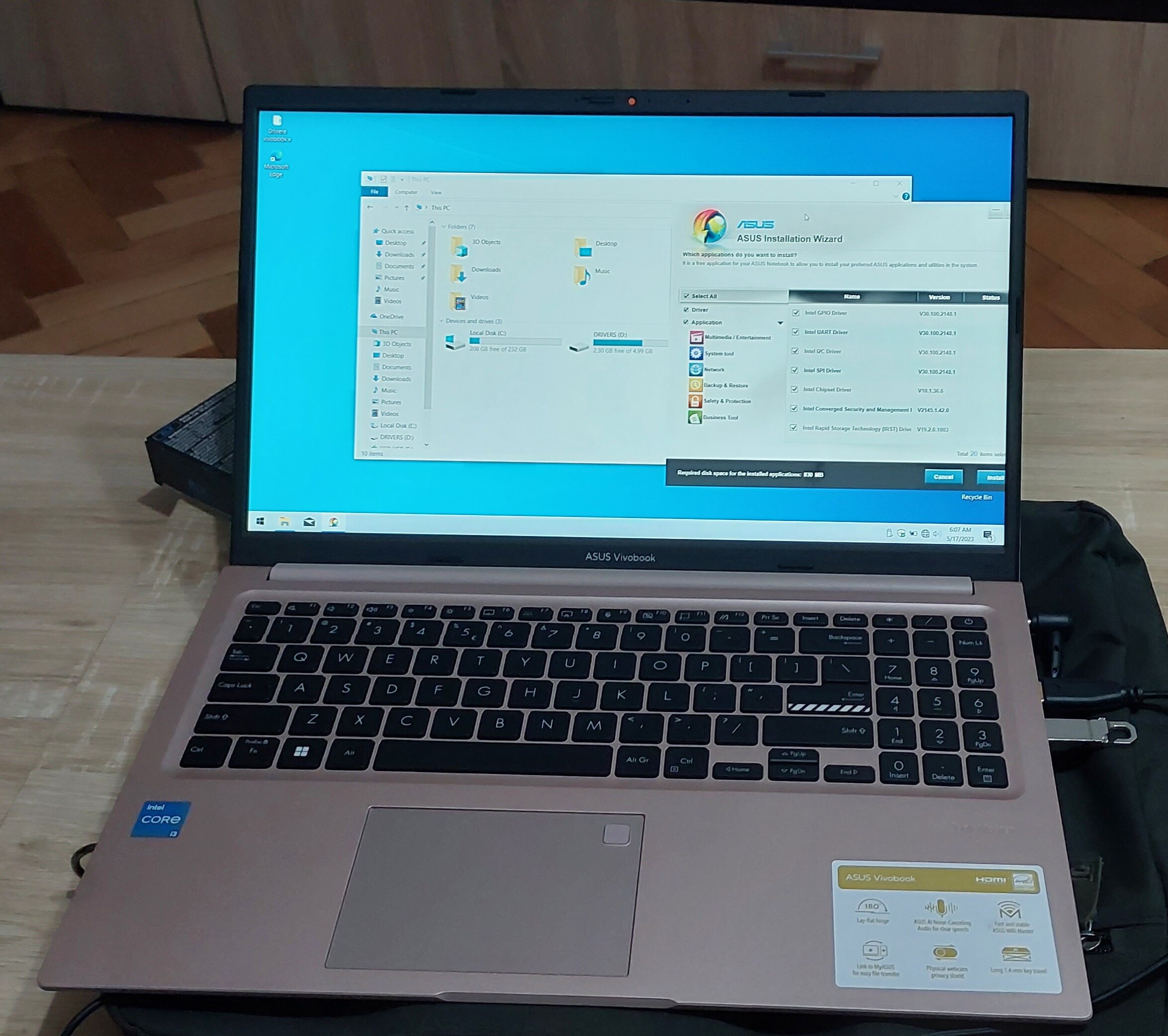 Laptop ASUS VivoBook 15 X1502ZA cu procesor Intel® Core™ i3-1220P pana la 4.40 GHz, 15.6'', Full HD, IPS, 8GB, 256GB SSD, Intel® UHD Graphics, No OS, Quiet Blue