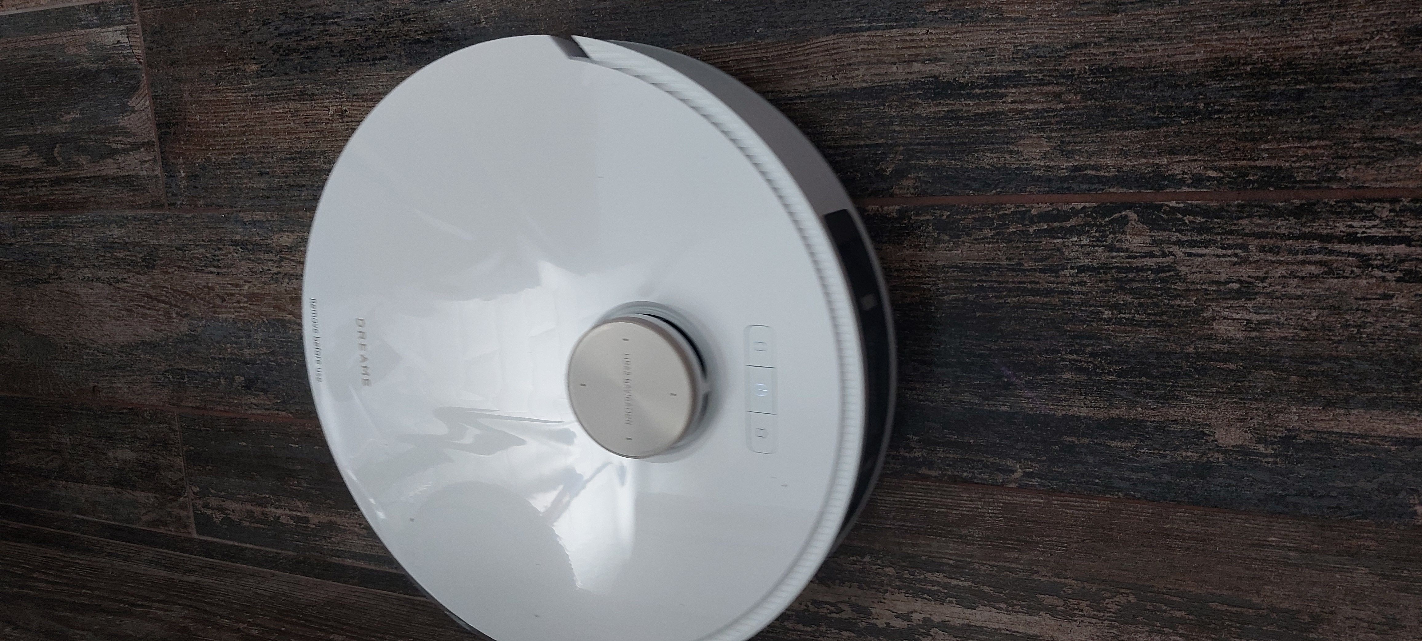 Robot de aspirare cu mop rotativ Dreame L20 Ultra RLX41CE-1, statie automata de golire 3.2l, 7000Pa, rezervor praf 0.3l, rezervor apa 0.08l, baterie 6400mAh, autonomie pana la 180 min, alb