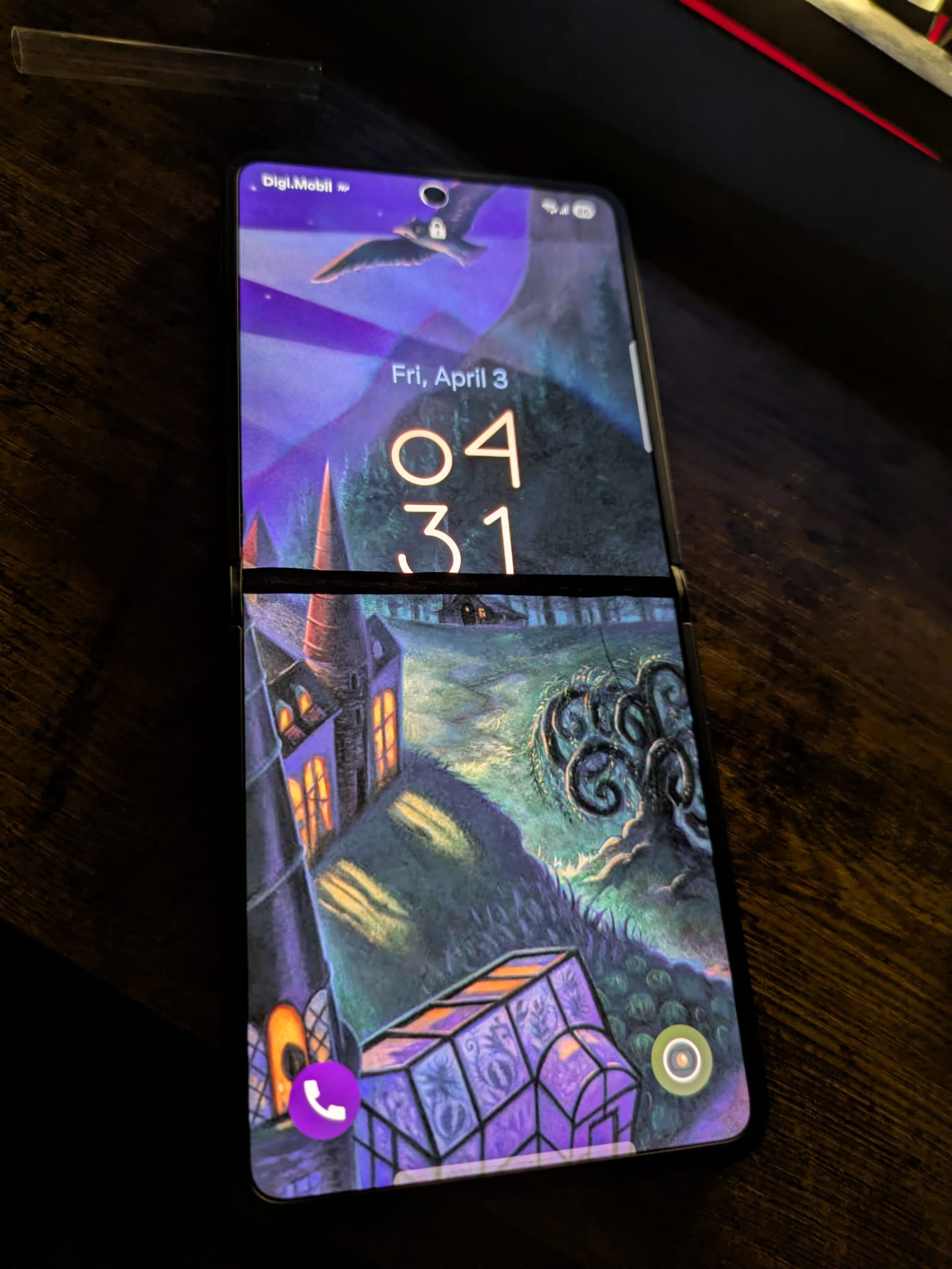 RESIGILAT: Telefon mobil Samsung Galaxy Z Flip7, 12GB RAM, 256GB, 5G, Jetblack