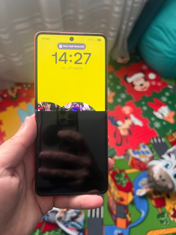 RESIGILAT: Telefon mobil Samsung Galaxy Z Flip7, 12GB RAM, 256GB, 5G, Jetblack