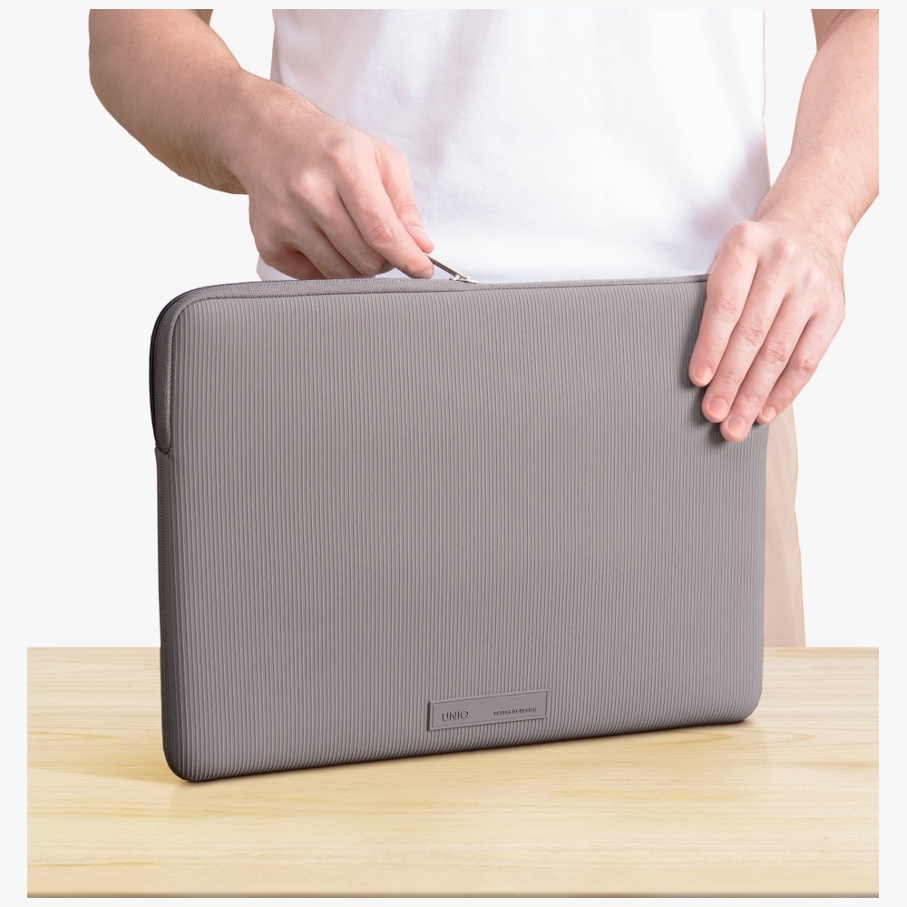 Torba laptop UNIQ Cyprus Ridge Edition, neopren rezistent la apa, gri, 14"