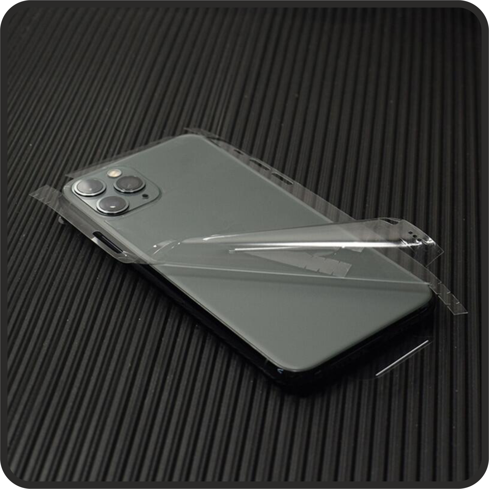Folie Protectie Ecran iSkinz AutoRegeneranta pentru Apple iPhone 16 Pro Max - Full Cut, Invisible Skinz UHD, Siliconica Ultra-Clear cu Acoperire Totala, Full Display Cover, Adeziva si Flexibila