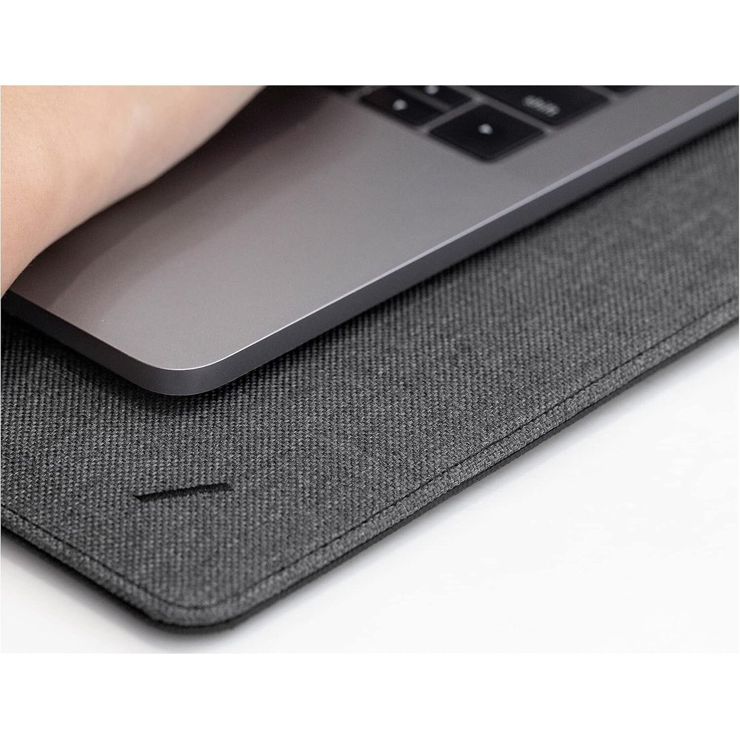 Etui laptop, Stow Slim, pentru MacBook Pro 15-16", material textil, magnet, nou
