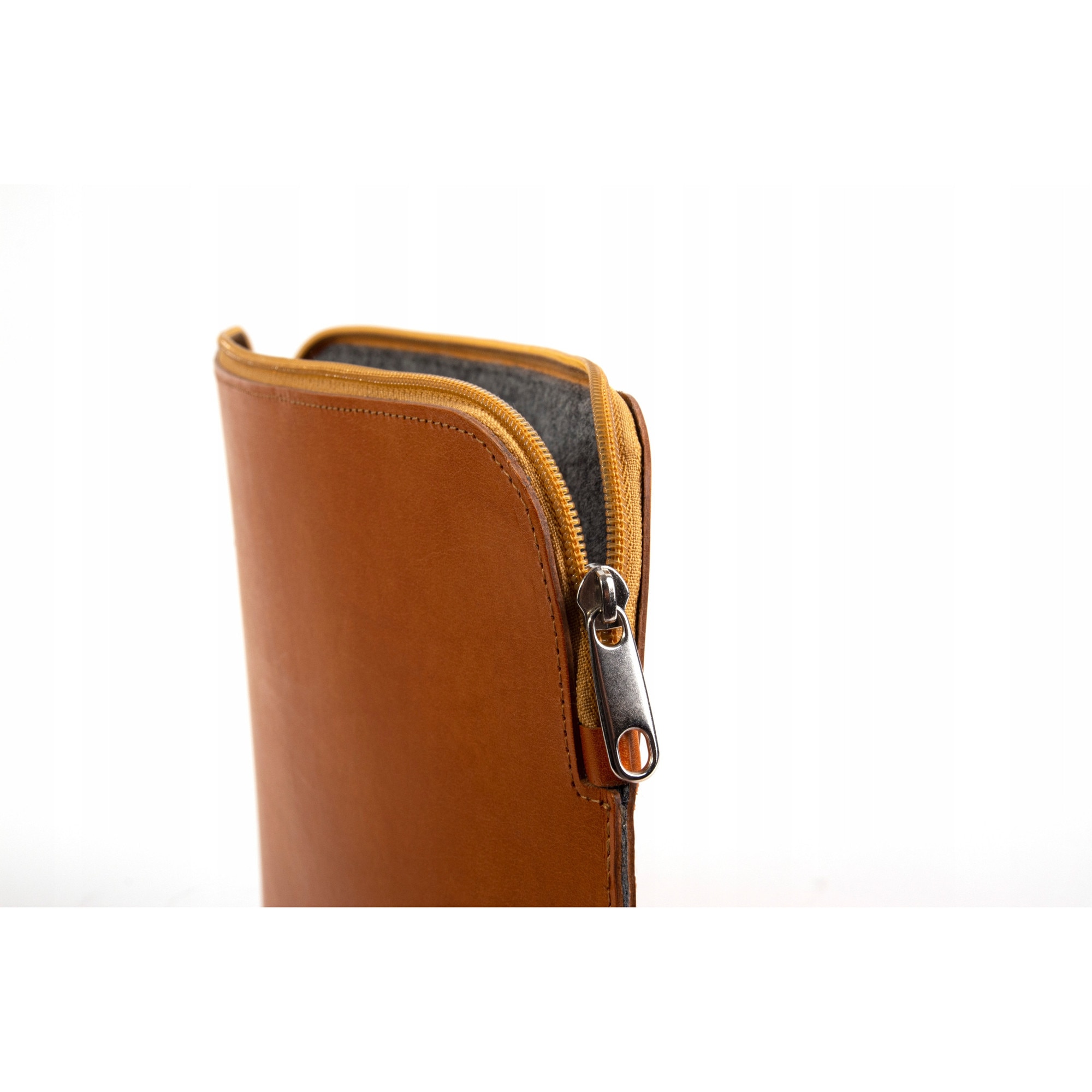 Etui laptop 15.3", Baltan, piele naturala, interior din filc, culoare maro