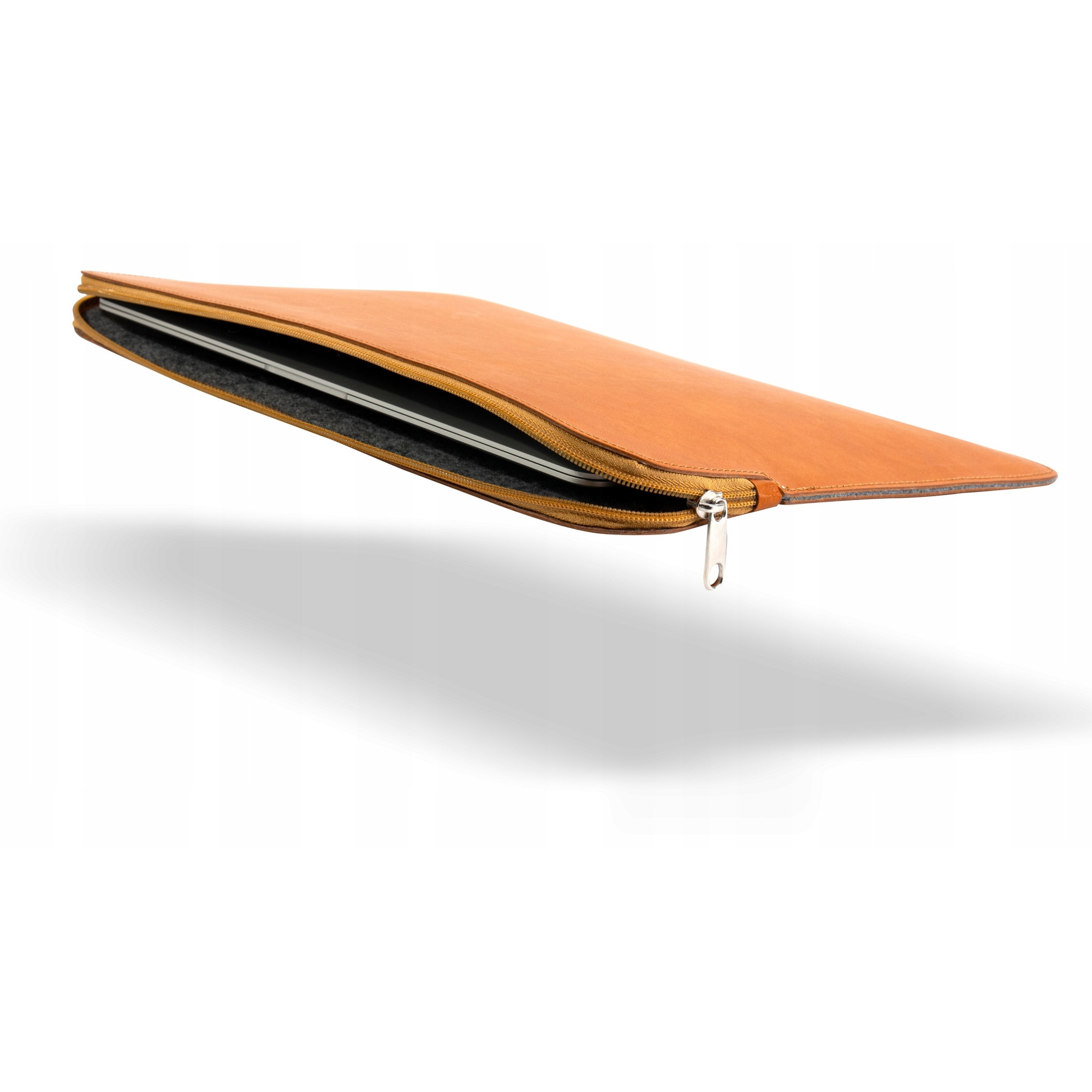 Etui laptop 15.3", Baltan, piele naturala, interior din filc, culoare maro