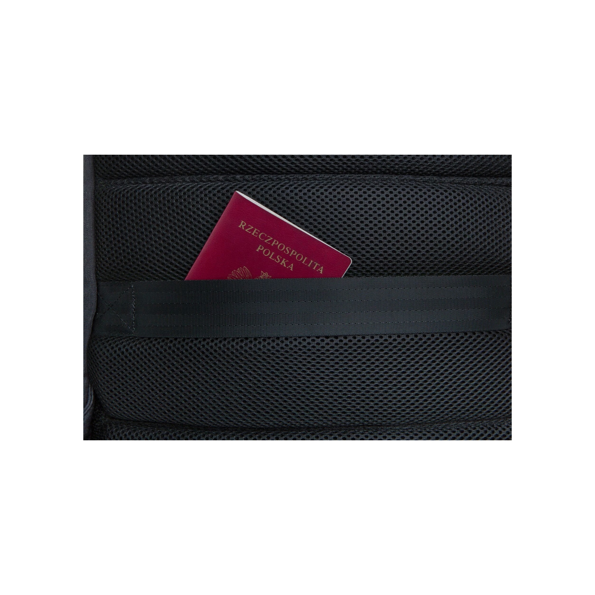Rucsac barbati pentru laptop, R-Bag, Poliester, 13-15.6", USB, Negru