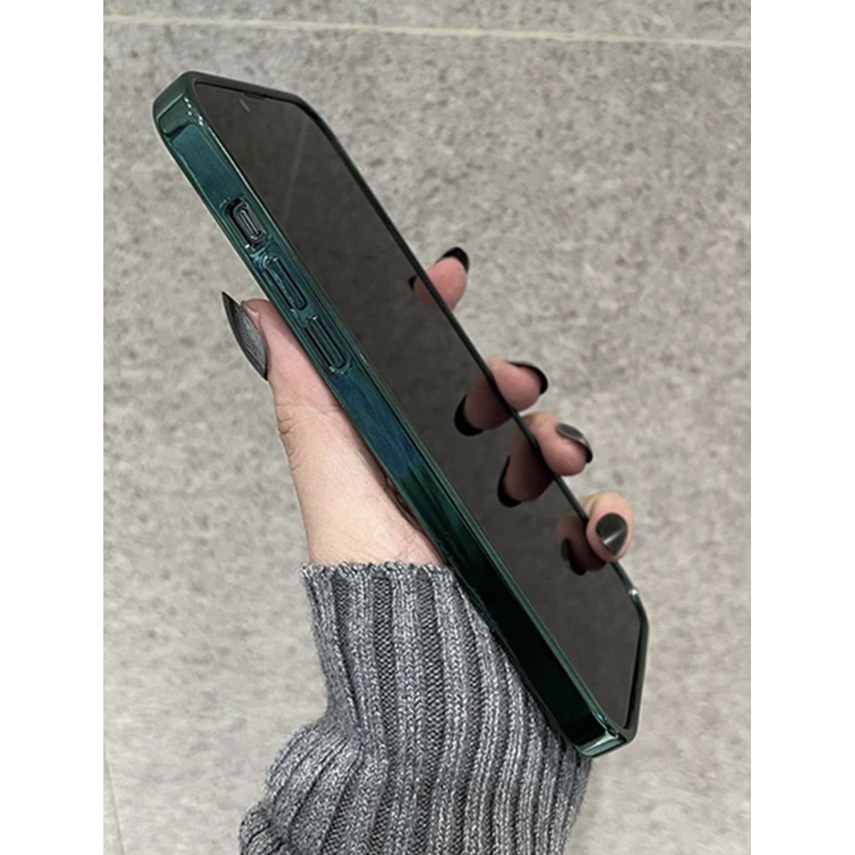 Husa din silicon cu margini metalizate Ultra-Soft, Luxury Magsafe, compatibila cu iPhone 11 Pro / Verde
