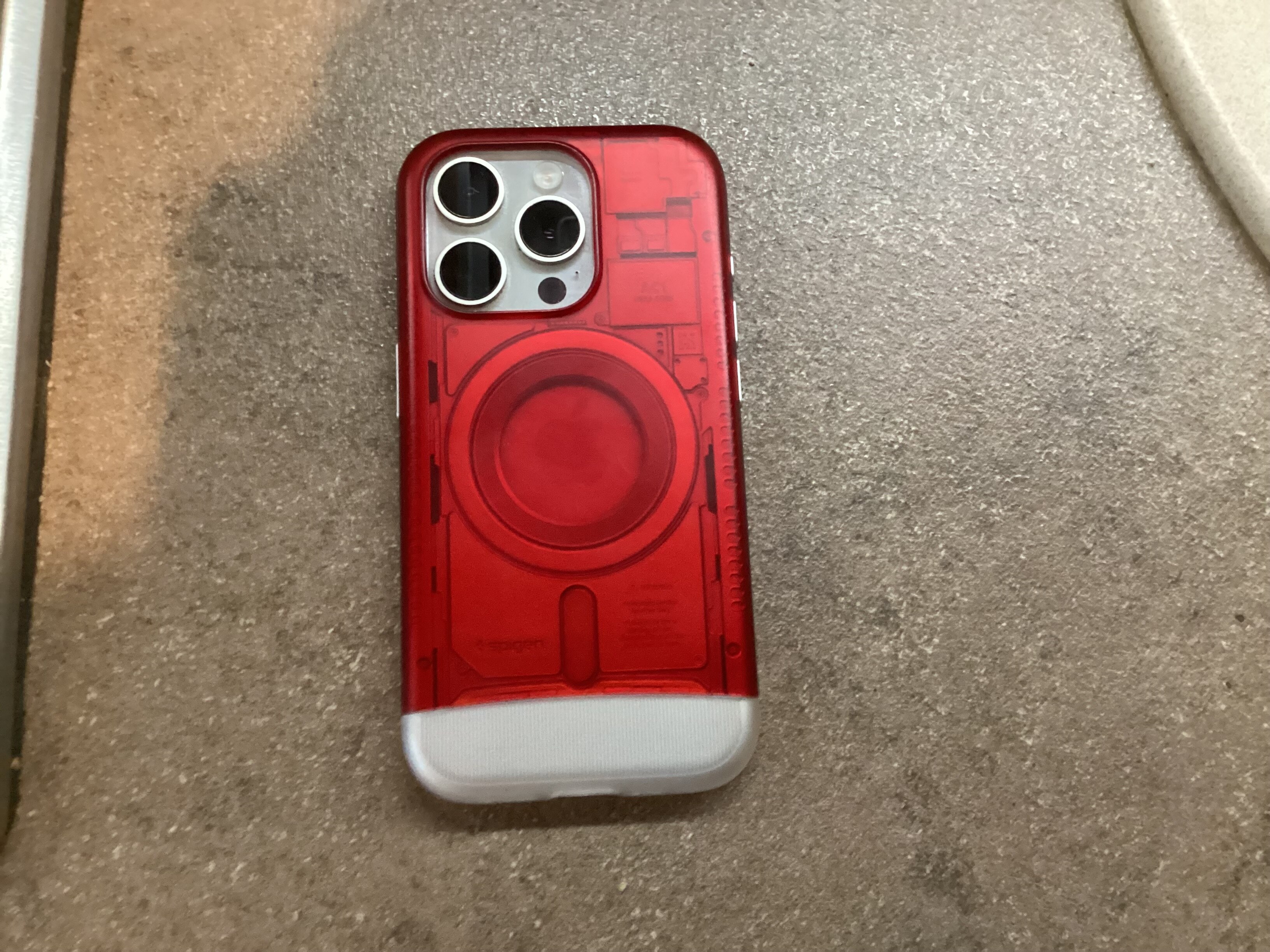 Carcasa Spigen Classic C1 MagSafe compatibila cu iPhone 15 Pro Ruby
