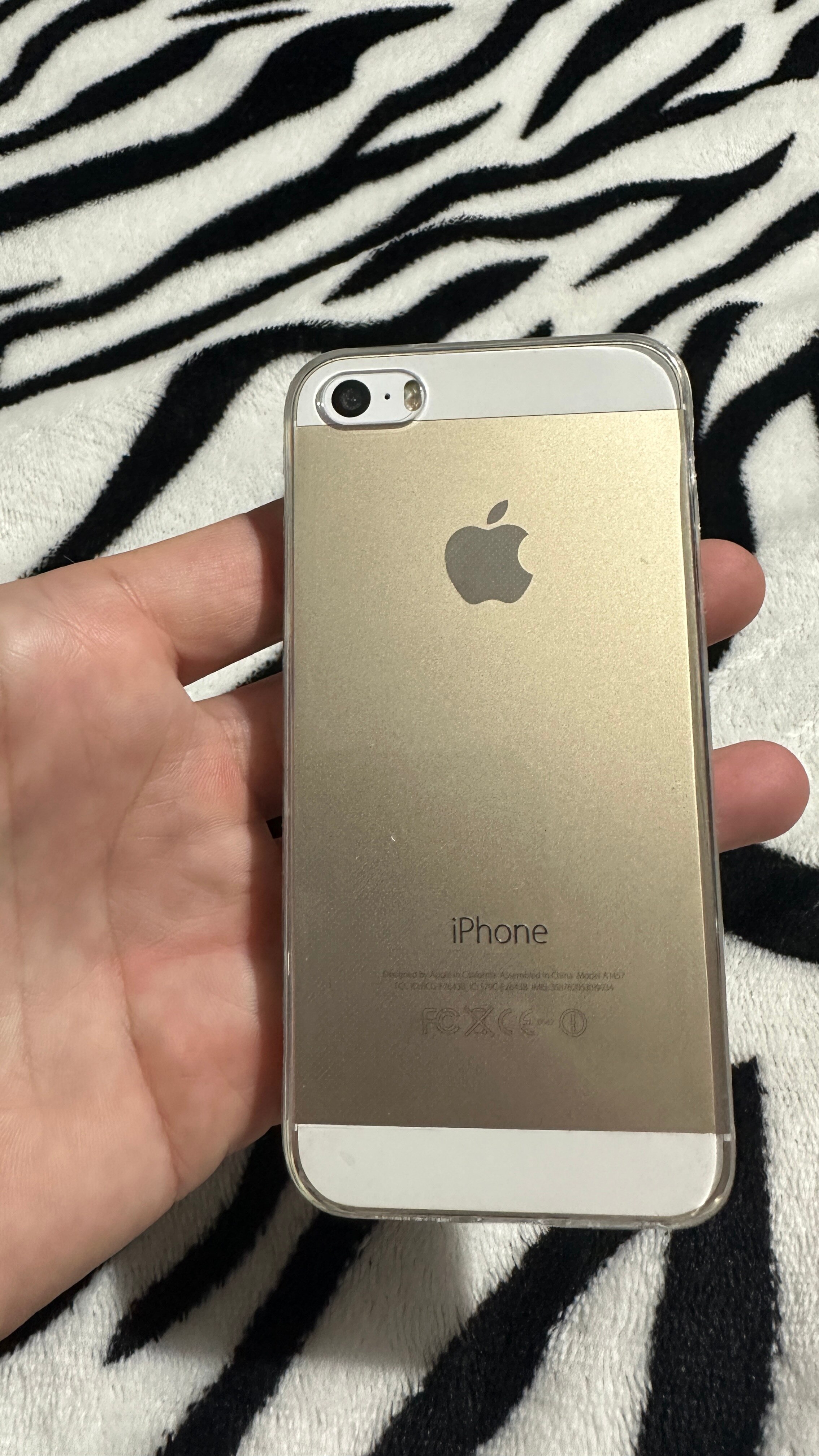 Husa Pentru iPhone SE / 5s / 5, Ultra Slim 0.5mm, Transparent
