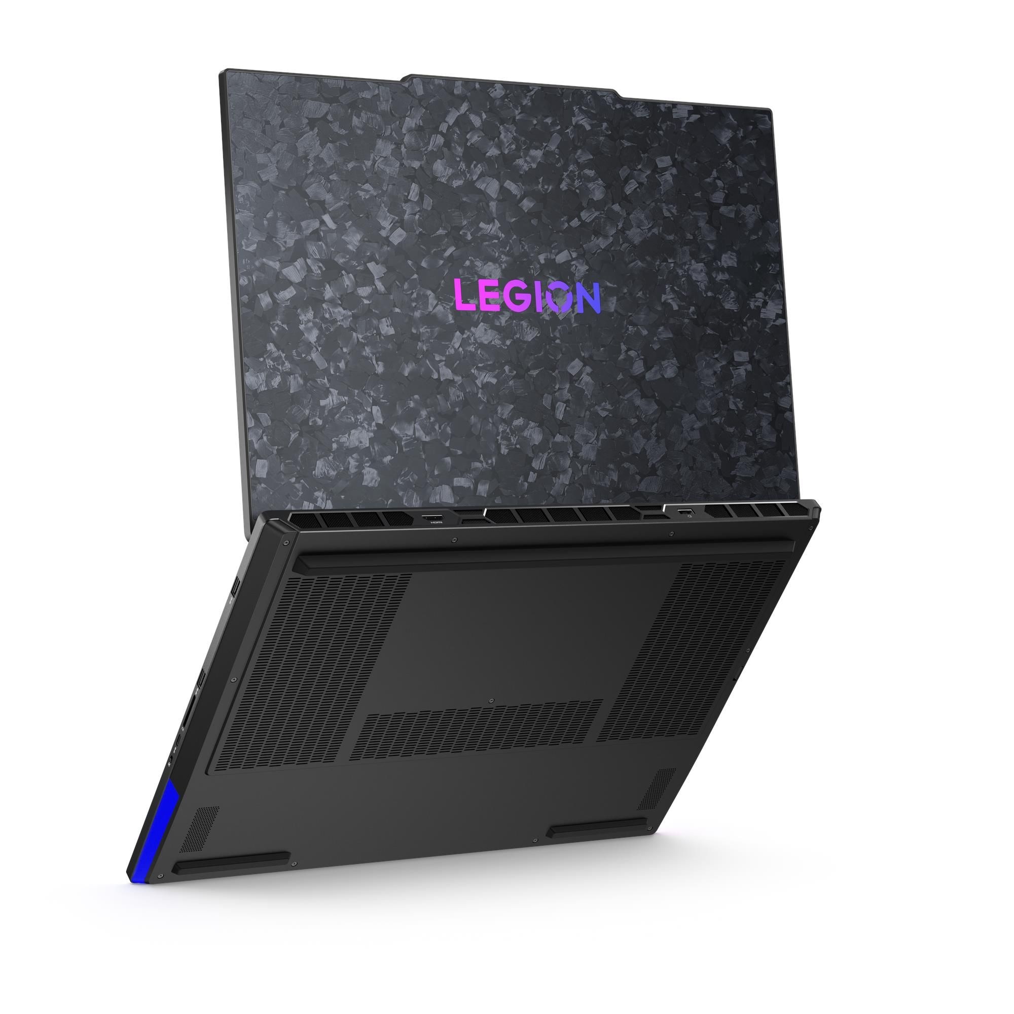 Laptop Lenovo Legion 9 18IAX10 83EY000LPB, 18 inch 3840 x 2400, Intel Core Ultra 9 275HX 24 C / 24 T, 2.7 GHz - 5.4 GHz, 40 MB cache, 28 W, 64 GB DDR5, 2 TB SSD, Nvidia GeForce RTX 5090, Windows 11 Pro